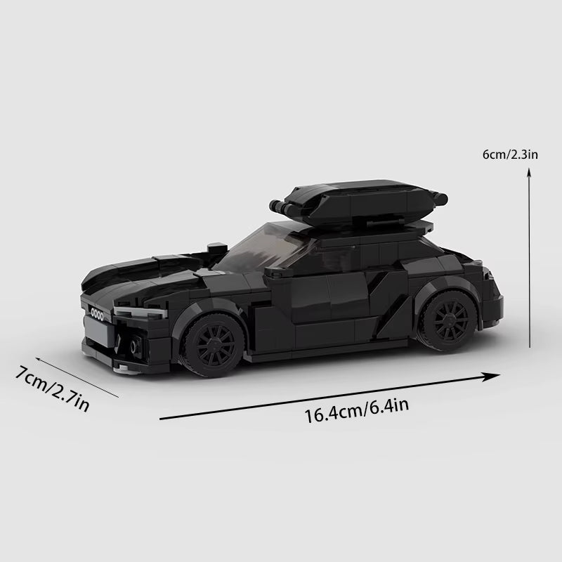 Audi RS7 Sportback (with roof box)